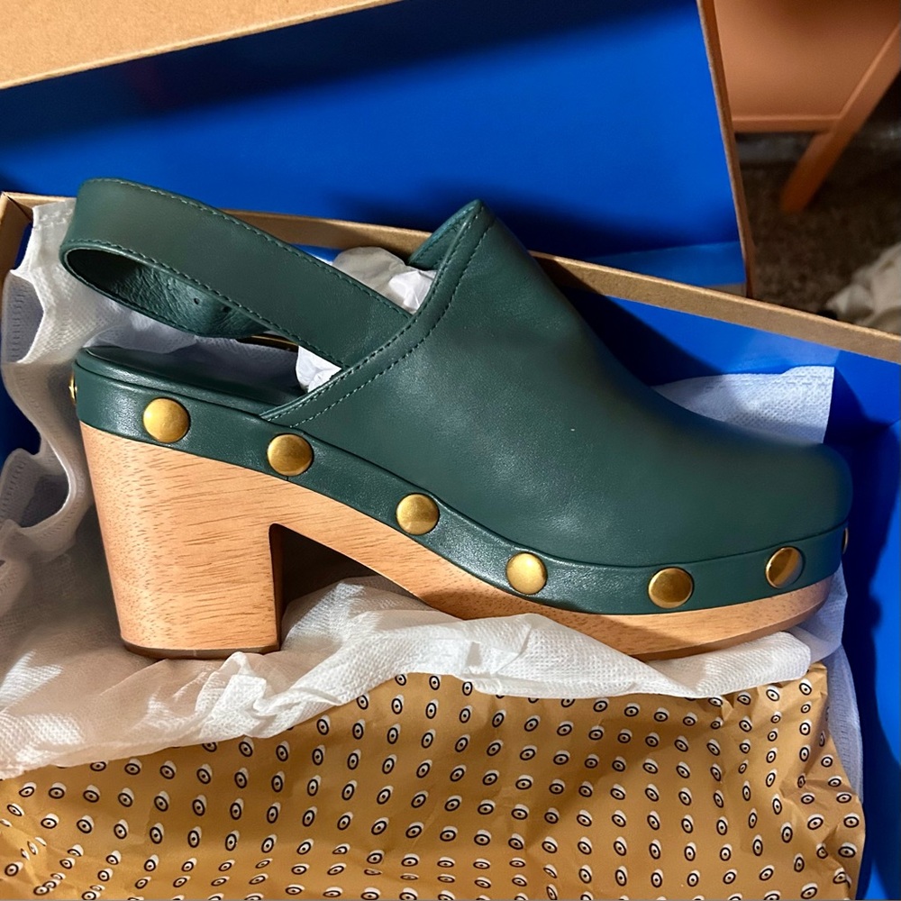 NEW Charlotte Stone Hari Emerald Green Clogs